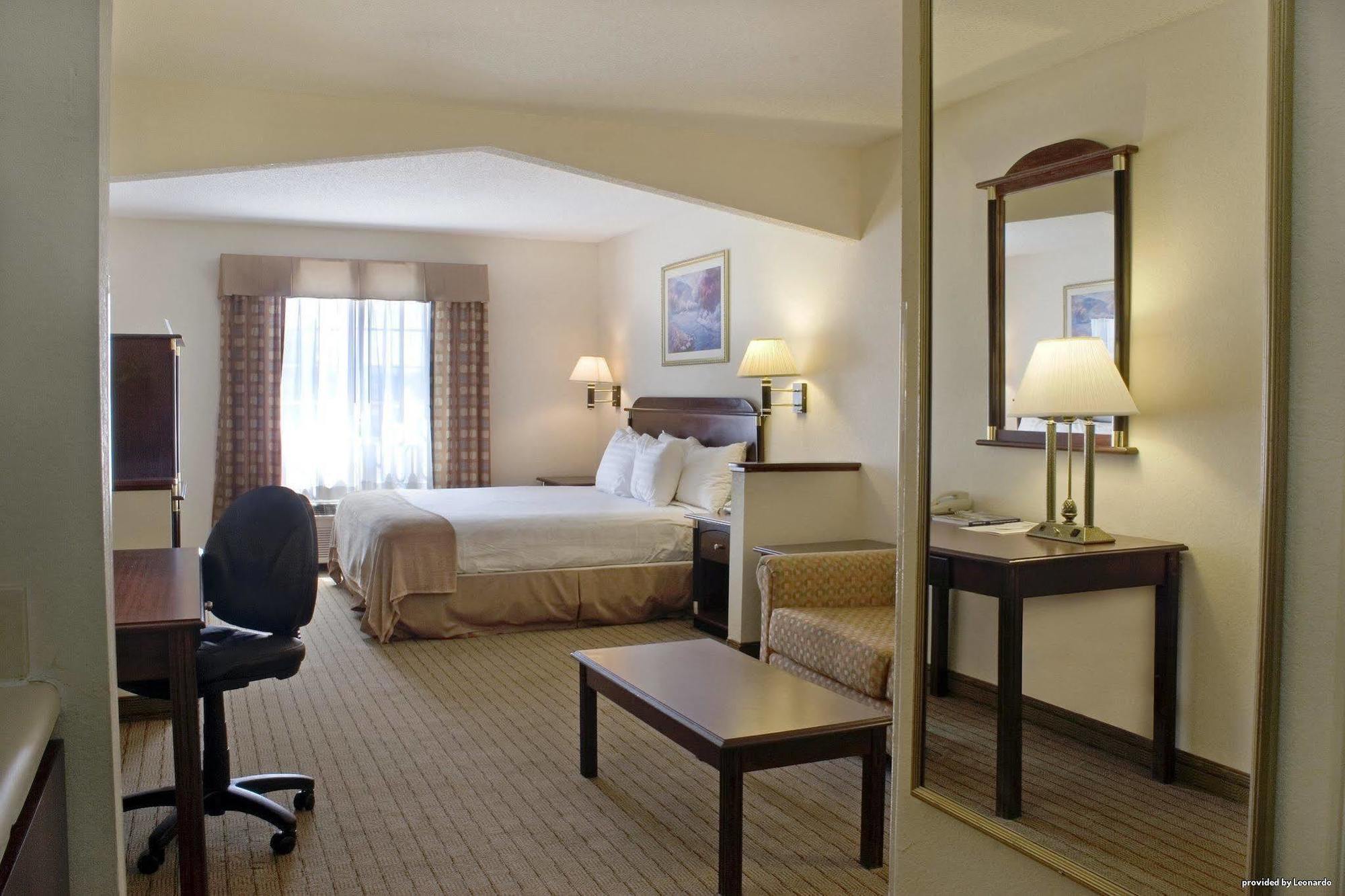 Days Inn & Suites By Wyndham Union City Kamer foto