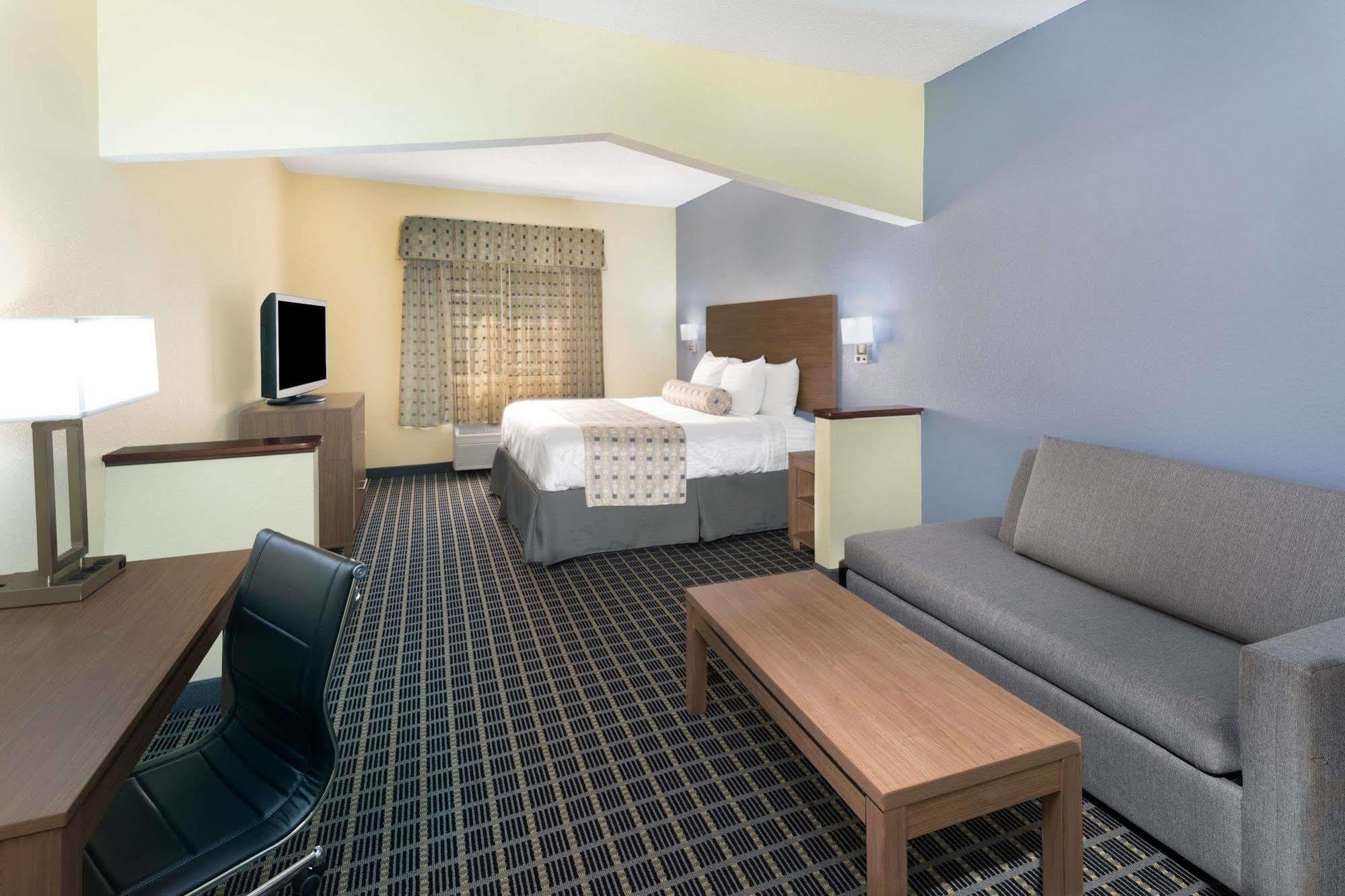 Days Inn & Suites By Wyndham Union City Buitenkant foto